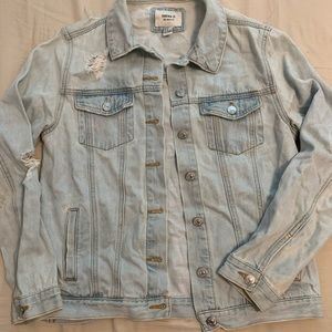 Light wash denim jean jacket